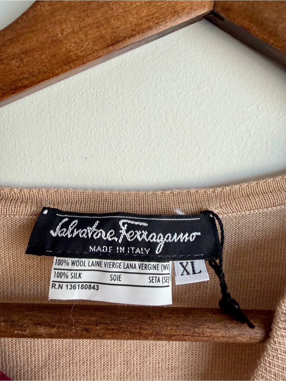 Salvatore Ferragamo Silk & Virgin Wool Floral Cardigan – Size XL – Made in Italy - Picture 4 of 5